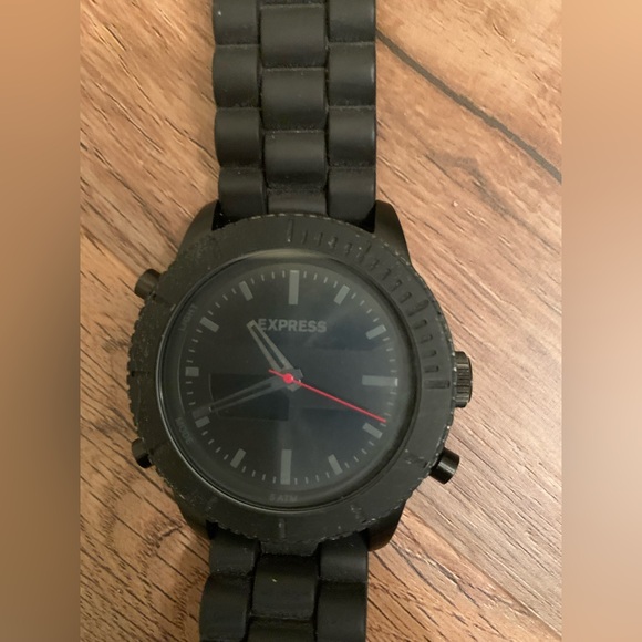 Express Watch - Picture 3 of 4
